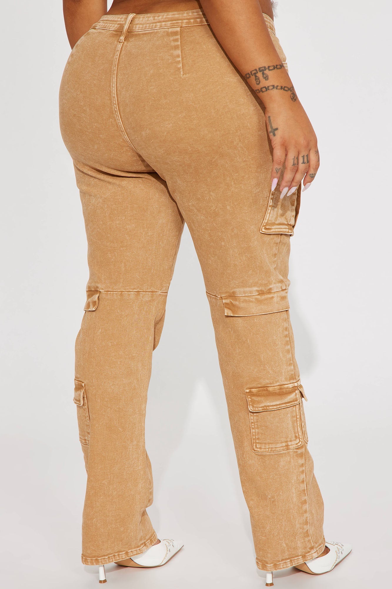 Main Squeeze Mid Rise Straight Leg Cargo Jeans - Khaki