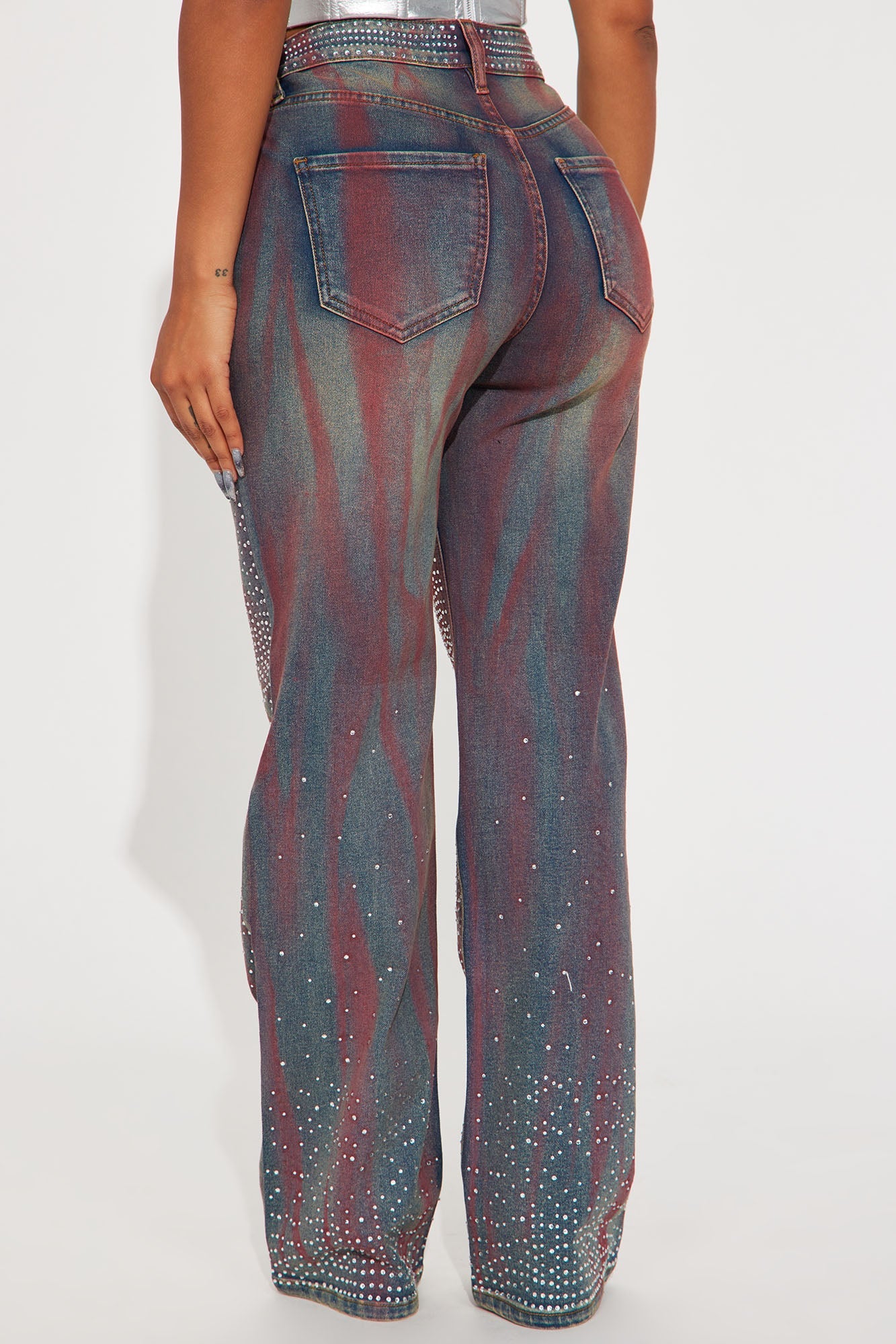 Daydreaming Embellished Straight Leg Jeans - Medium Wash